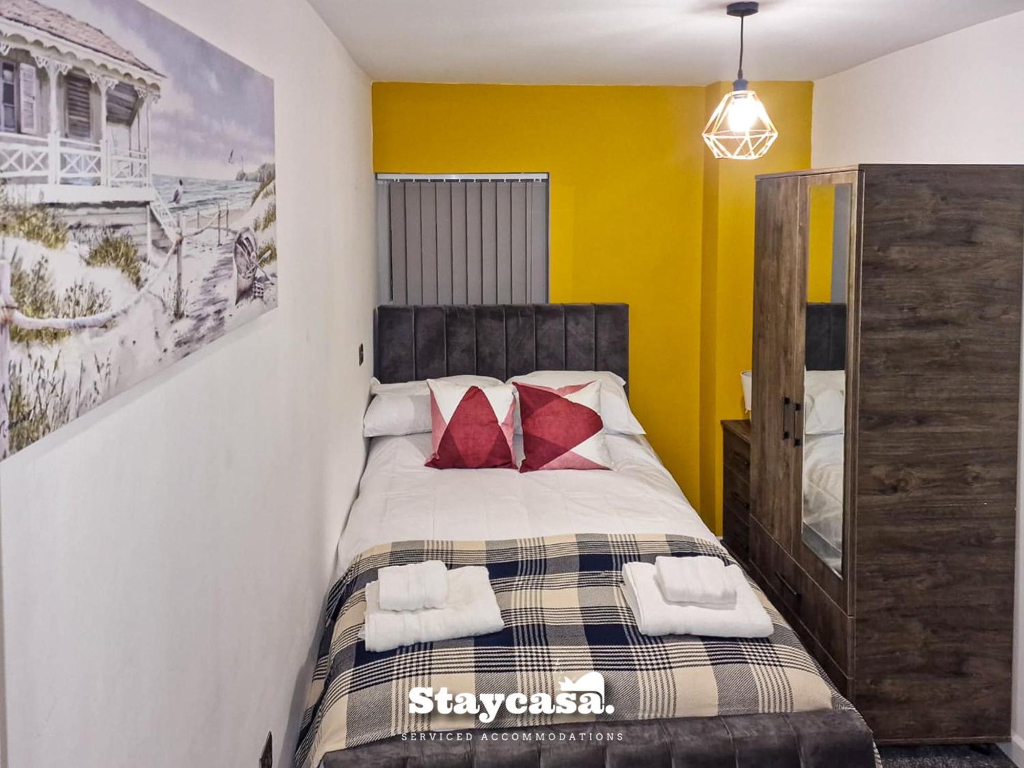 Delightful Spacious Haven With Large Driveway مانشستر المظهر الخارجي الصورة